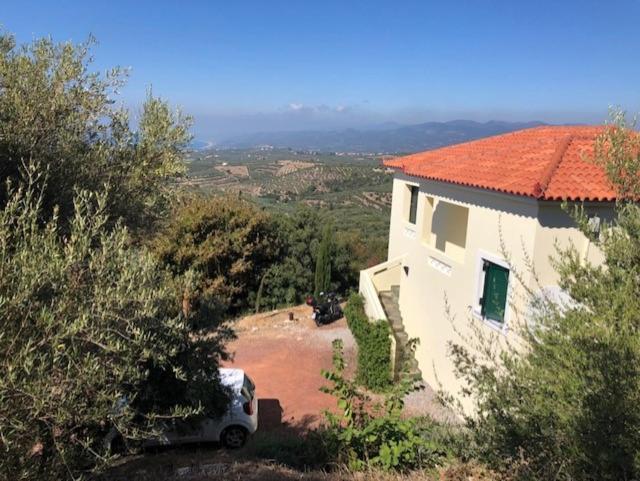 Villa Kyparissia De Wandelboom Vrises  Exterior foto