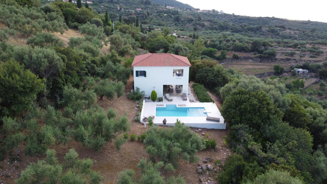 Villa Kyparissia De Wandelboom Vrises  Exterior foto