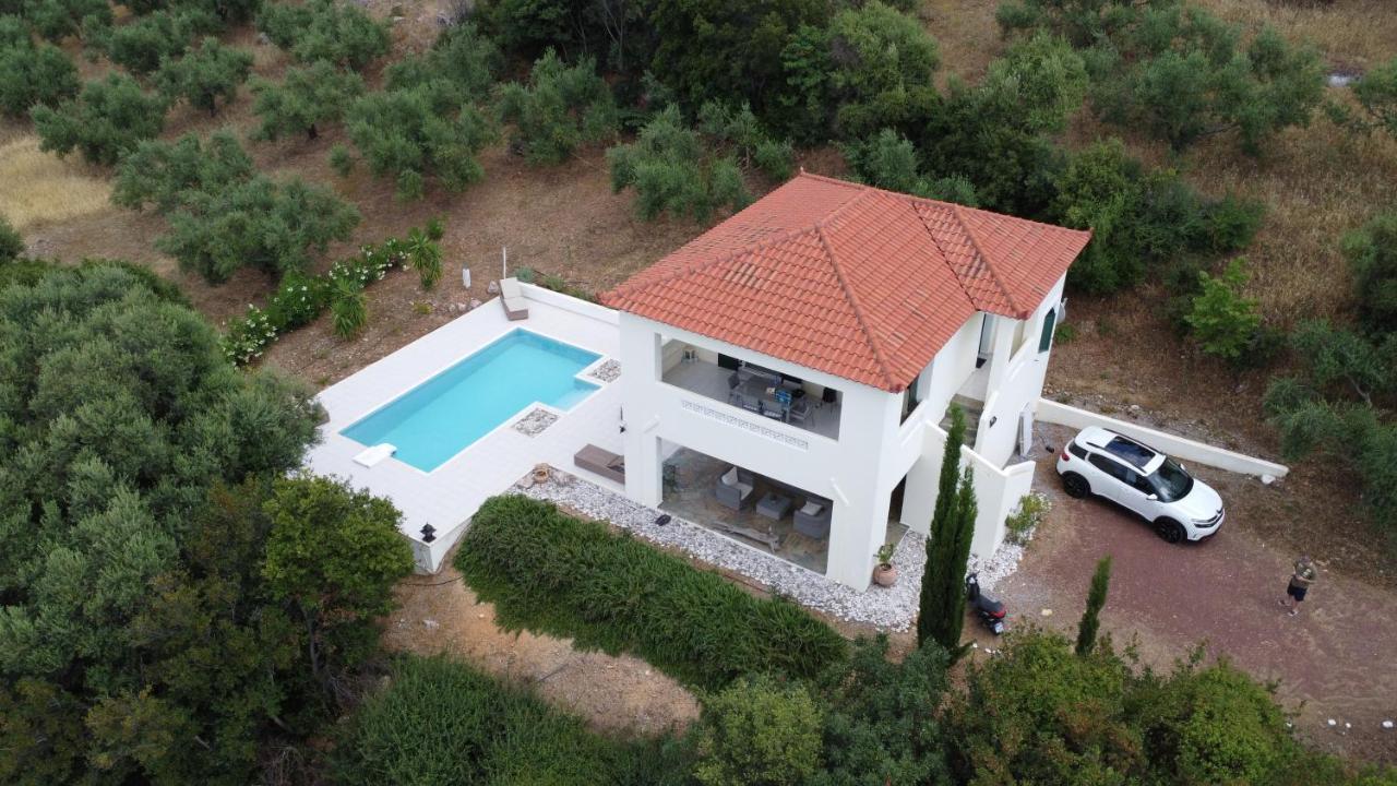 Villa Kyparissia De Wandelboom Vrises  Exterior foto